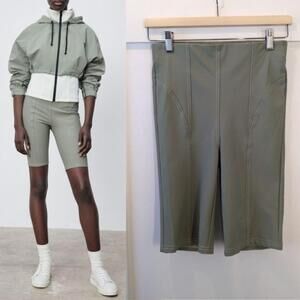 NEW Zara | Green topstitched bike shorts